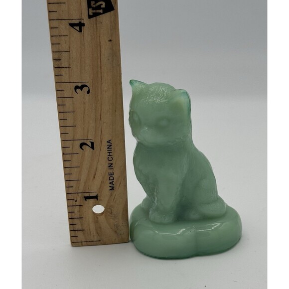 Vintage Boyd Glass “Miss Cotton” Kitten on a Pillow – Jadeite Green – 1980s - Picture 10 of 10